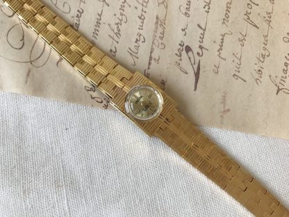 Vintage manual winding ladies watch - Image 2